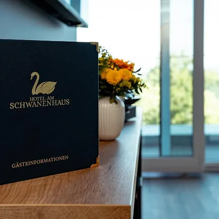 Am Schwanenhaus